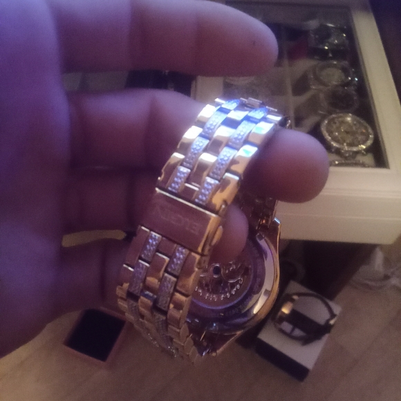 Watch - Picture 3 of 3